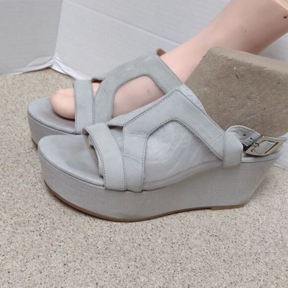 👍 Y2K Vintage Platform Shoes.   A1 - Picture 2 of 4